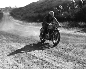 Cust Grand Prix - K Freeth - Blenheim 500 cc BSA Star Twin 1954